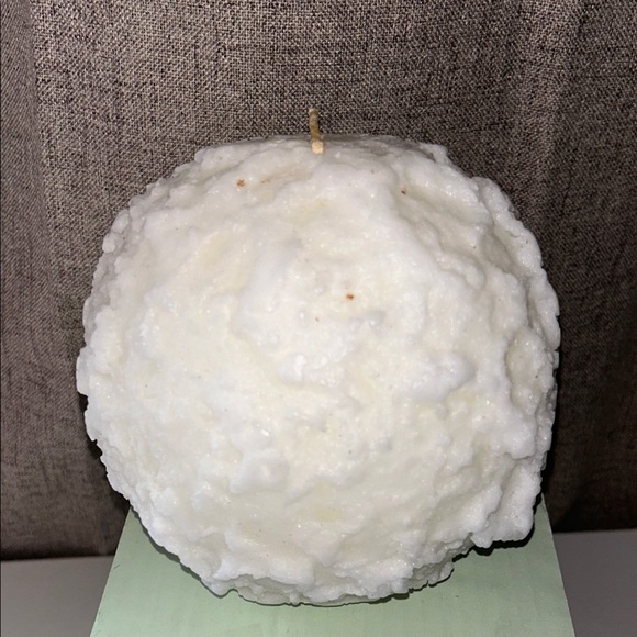 NIB Partylite 6" Large Snowball Textured Ball Candle Retired Never Lit Rare - Picture 2 of 10